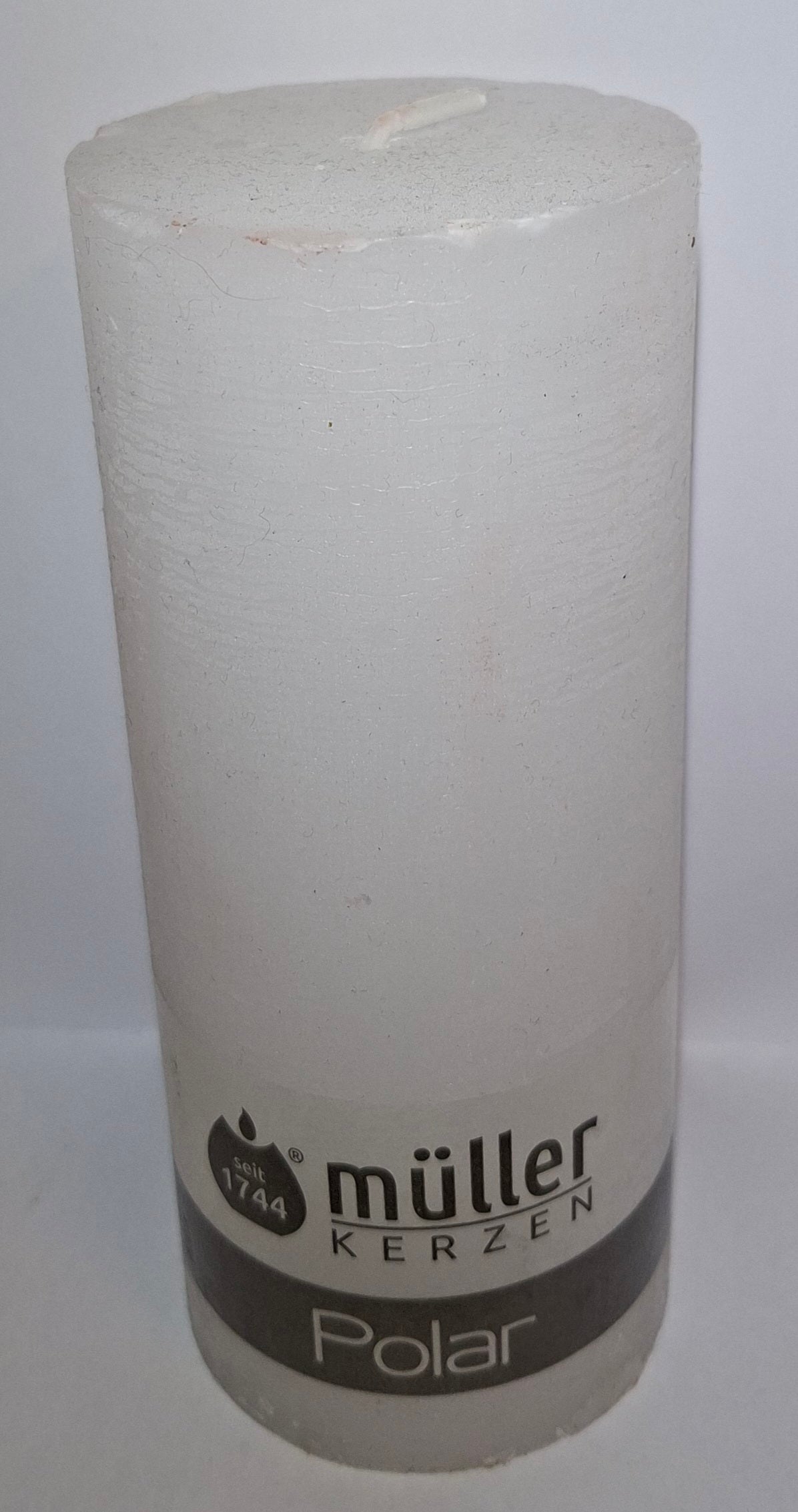 Müller Kerze POLAR weiss 160/68mm - durchgefärbte Stumpenkerze mit Raureif-Effekt