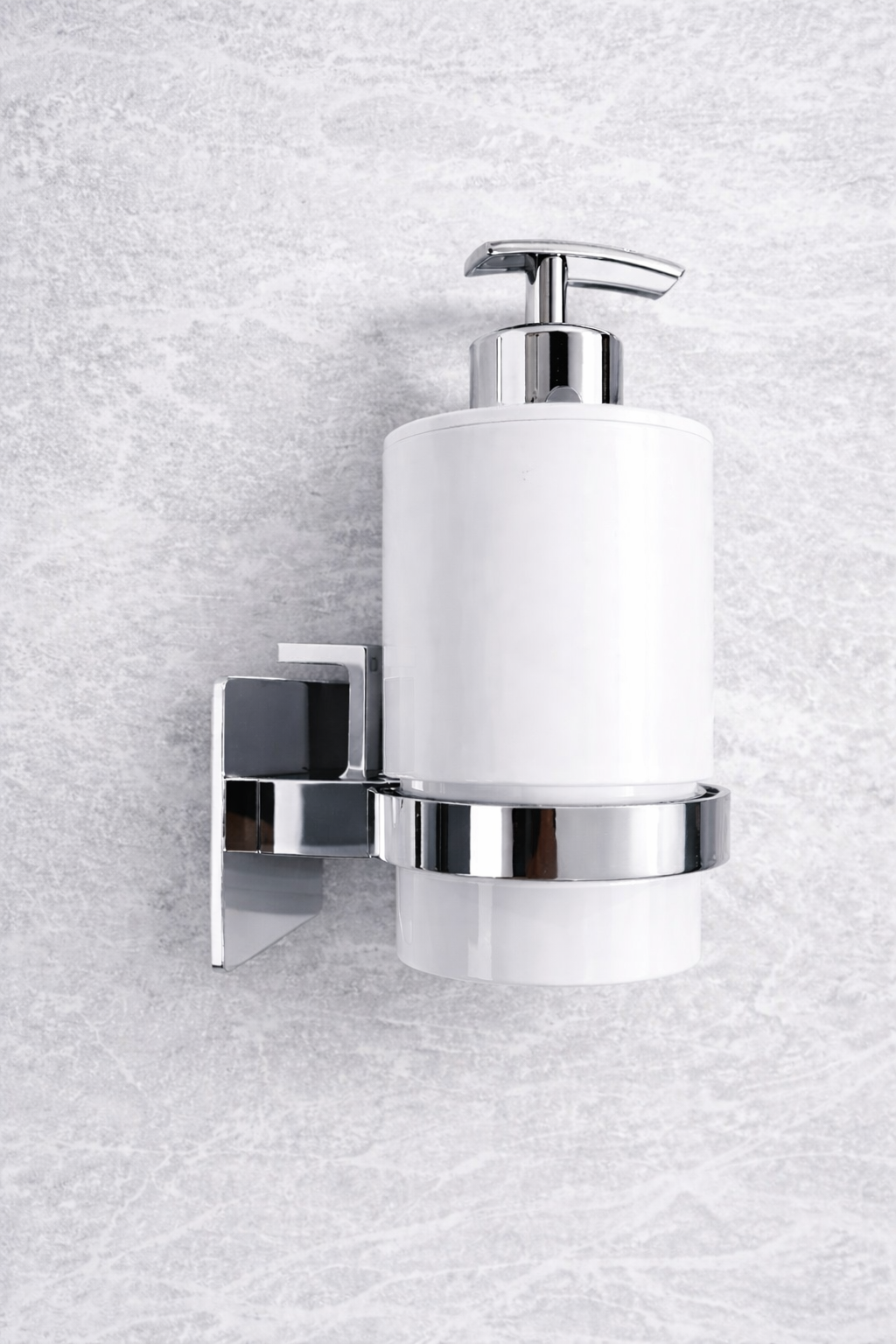 WENKO Turbo‑Loc Seifenspender Quadro – Eleganter Seifenspender mit Turbo-Loc®-Befestigung